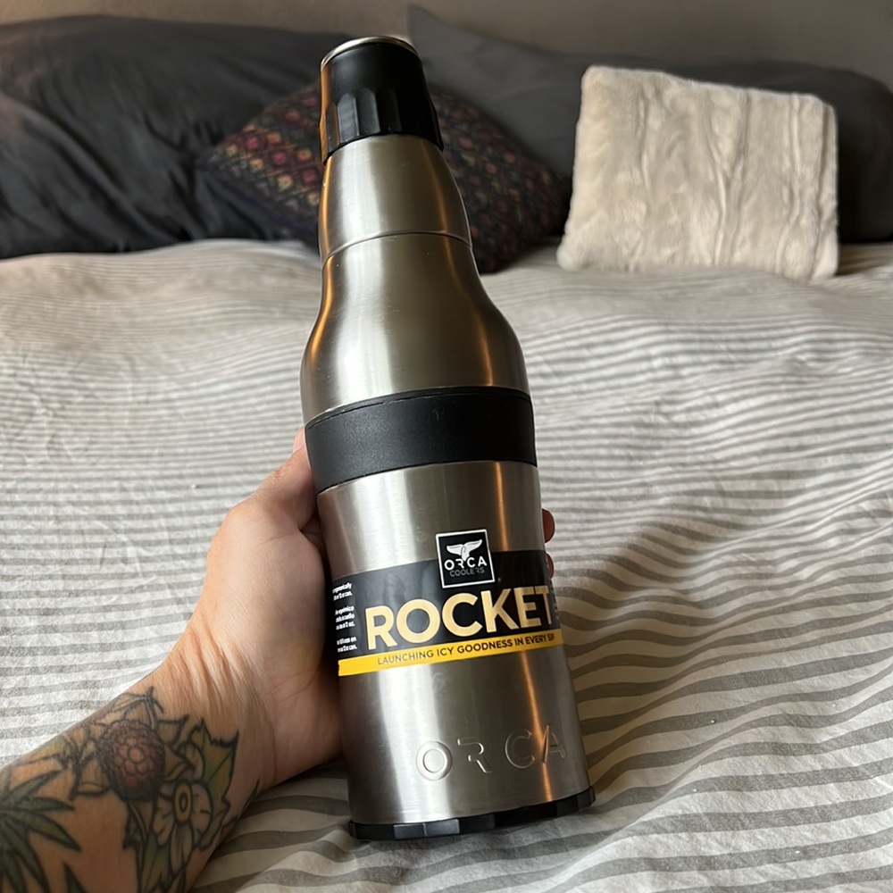 📌 Clever Bottle Cooler